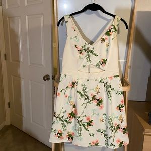 EUC floral sleeveless dress, Made for Impulse, size 2, cream background